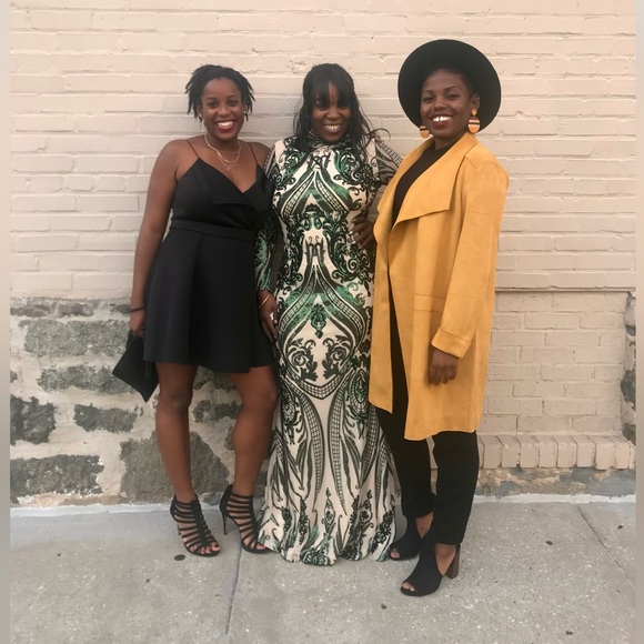 Black Scuba Dress - Picture 6 of 6